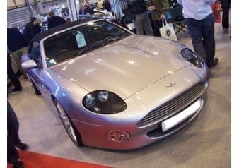 Aston-Martin-DB7