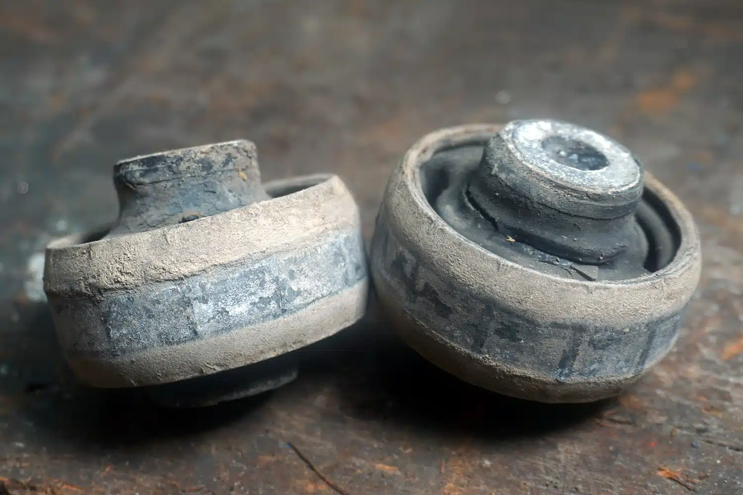 1K0-407-183-P & 5Q0-407-183 - Rubber Bushing Failure