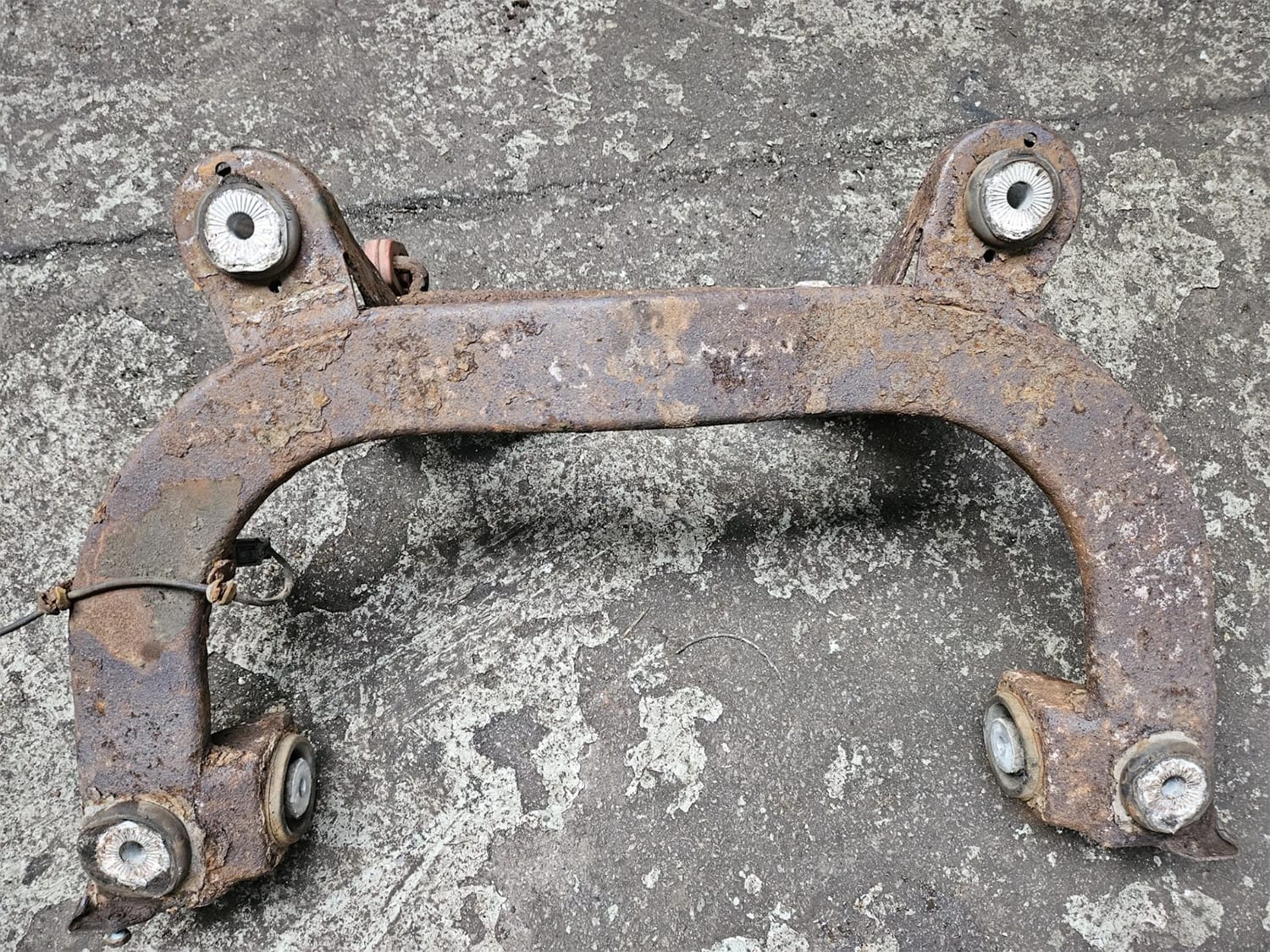 Audi TT MK1 Quattro - Rear Subframe - OEM - Rusty