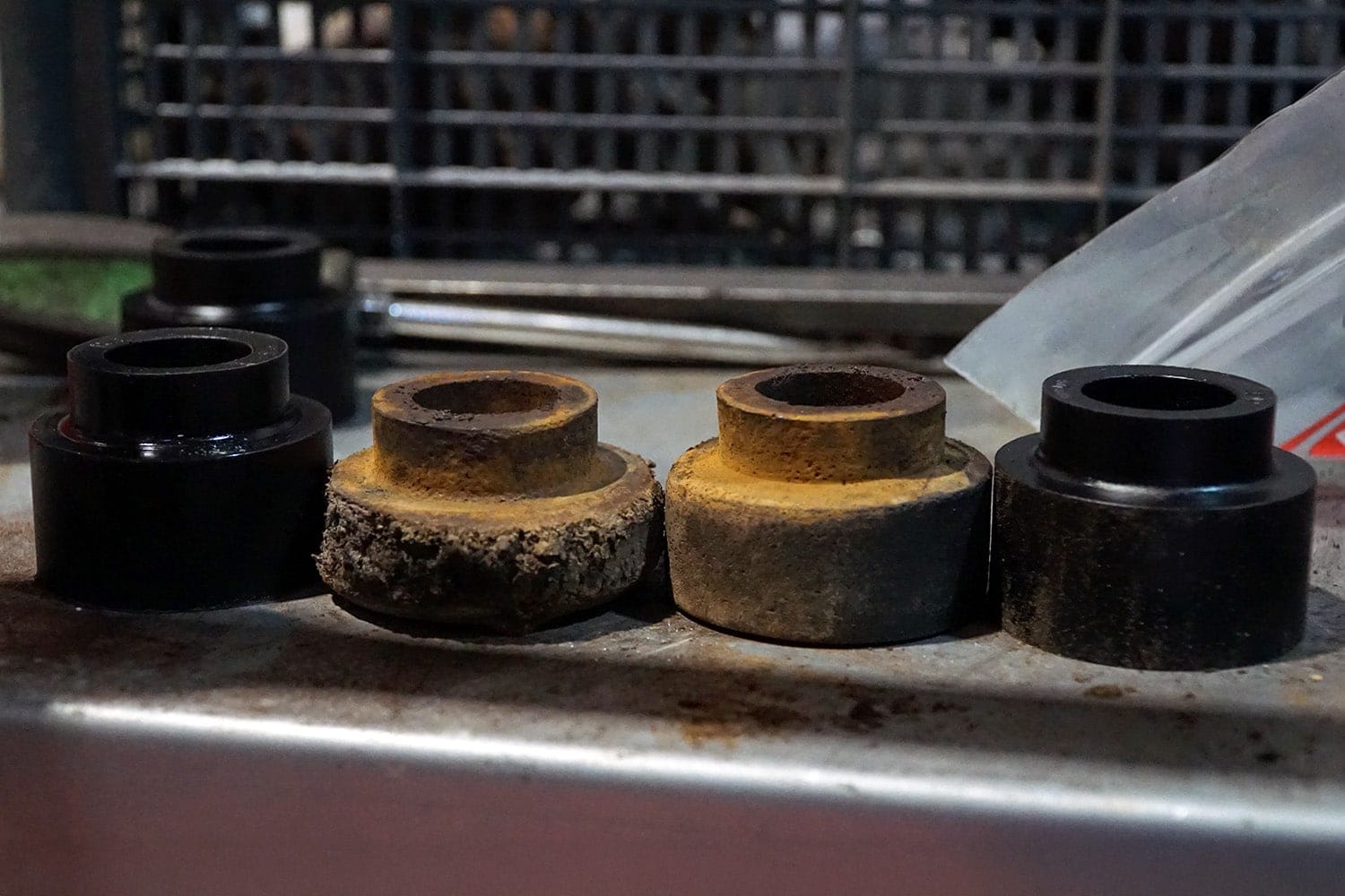 Land Rover Original Bushes vs. Polybush
